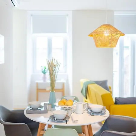 Monsanto Hill House - No 571 1e Apartment